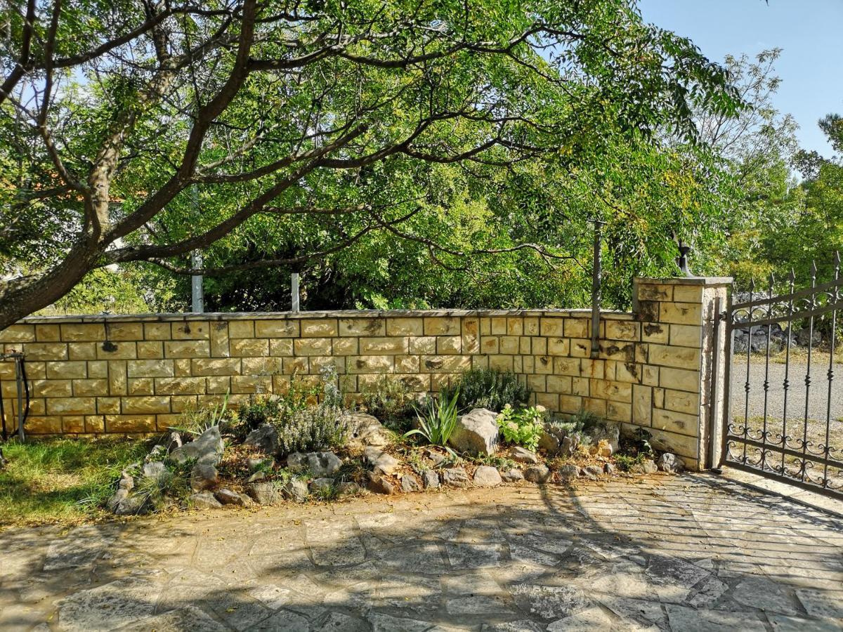 Villa Nina Seline Exterior photo